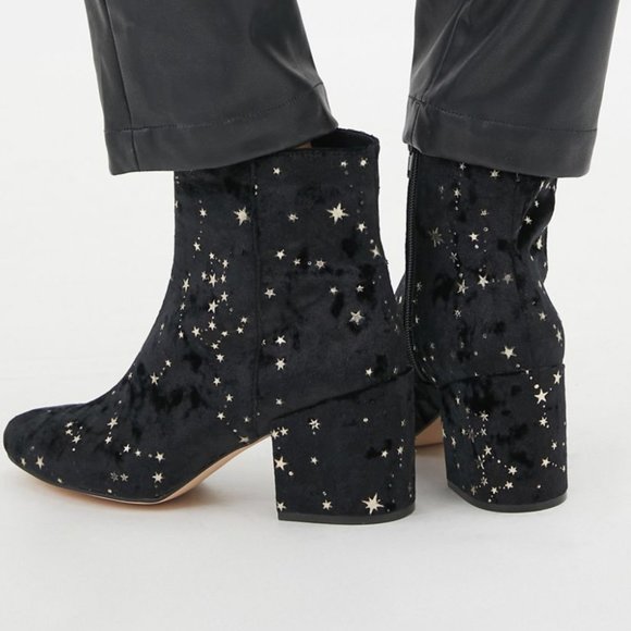 Margot Constellation Zodiac Stars Moon Velvet Boot - Picture 4 of 5